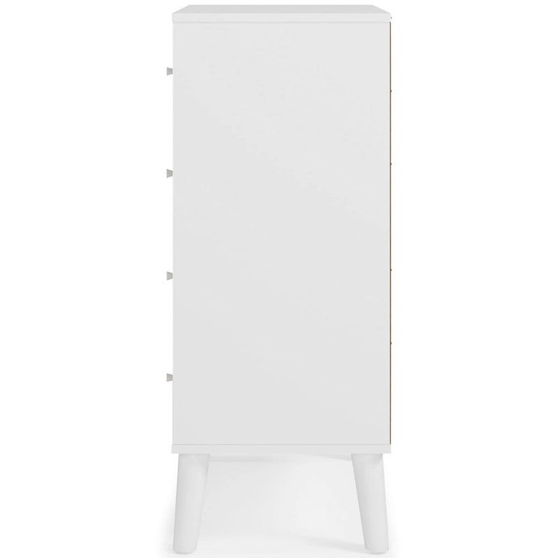 Signature Design by Ashley Piperton Chest